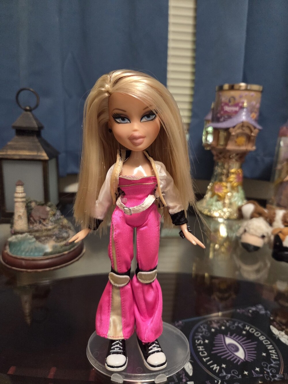 2008 Leah Play Sportz X-treme Skateboarding Doll